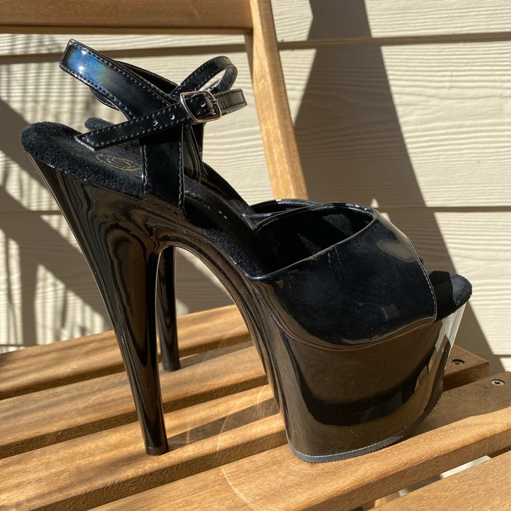 Pleaser Platform Heels - Dollskill